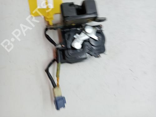 Used Tailgate lock TOYOTA YARIS (_P9_) 1.3 VVT-i (SCP90_, SCP90R) (87 hp) 23356178
