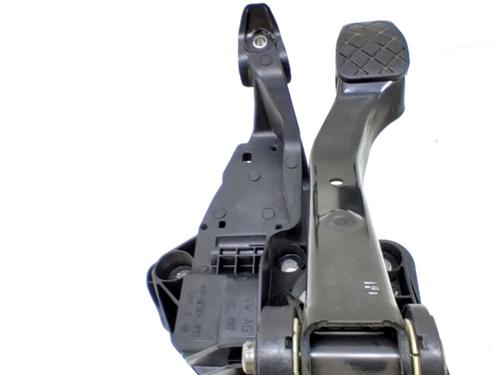 Pedal freno SEAT IBIZA IV ST (6J8, 6P8) 1.2 TSI (90 hp) 31701125