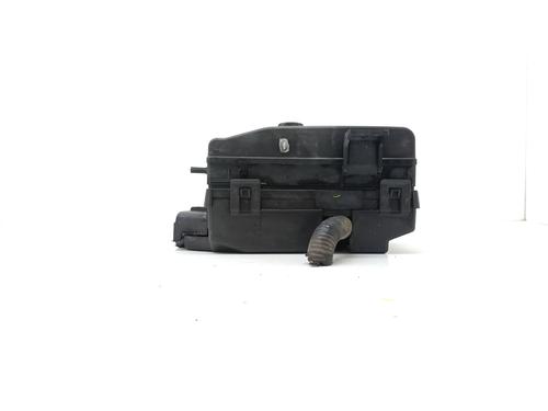 Used Fuse box HYUNDAI TRAJET (FO) 2.0 CRDi (113 hp) 27557196