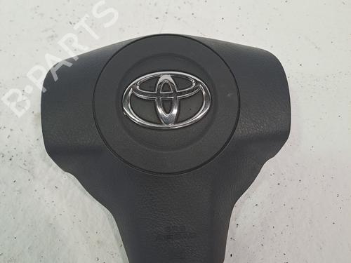 Used Driver airbag TOYOTA RAV 4 III (_A3_) 2.2 D 4WD (ALA30_, ALA30R) (177 hp) 26315370