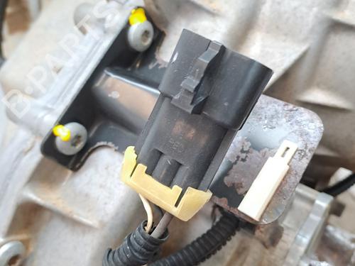 Gearbox KIA SORENTO I (JC) 2.5 CRDi 4WD | BP24659204M3