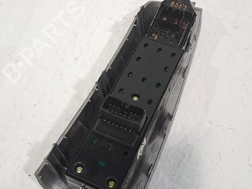 Left front window switch KIA SPORTAGE II (JE_, KM_) 2.0 i 16V | BP25613457I27
