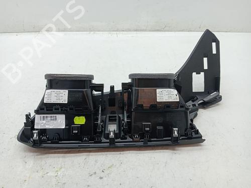 Consola central Consola central RENAULT KADJAR (HA_, HL_) 1.3 TCe 140 (HLNB, HLN1) (140 hp) 35739597 35739597