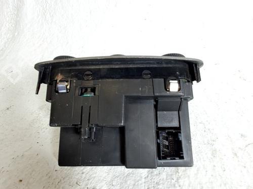 Airco bedieningspaneel ALFA ROMEO 147 (937_) 1.6 16V T.SPARK ECO (937.AXA1A, 937.BXA1A) | BP29559013I5