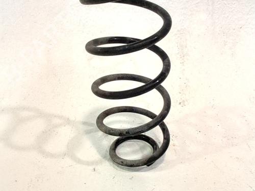 Stoßdämpferfeder für TOYOTA YARIS (_P13_) 1.5 Hybrid (NHP130_, NHP130) (101 hp) 31153544