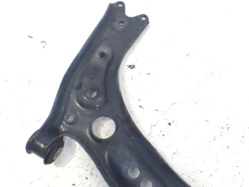 Used Left front suspension arm Left front suspension arm SEAT LEON ST (5F8) 1.4 TGI (110 hp) 34367570 34367570
