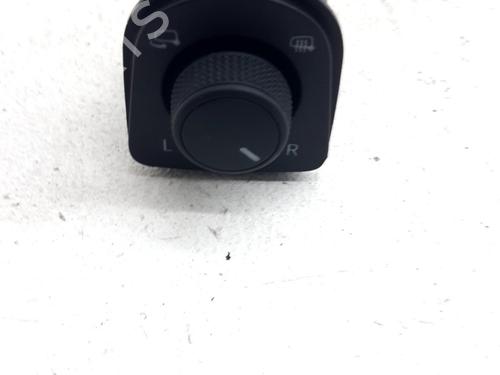 Comutador espelhos Comutador espelhos SEAT ATECA (KH7, KHP) 1.0 TSI (110 hp) 33761824 33761824