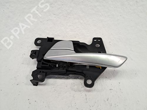 Venstre bak invendig håndtak HYUNDAI TUCSON (TL, TLE) 1.6 CRDi (116 hp) 26381816