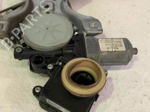Used Left front window motor Left front window motor TOYOTA YARIS (_P9_) 1.4 D-4D (NLP90_, NLP90R) (90 hp) 35968165 35968165