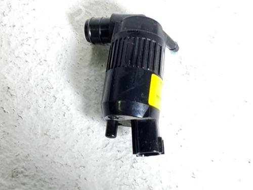 Used Washer pump FORD MONDEO V Saloon (CD) 2.0 Hybrid (177 hp) 30623237