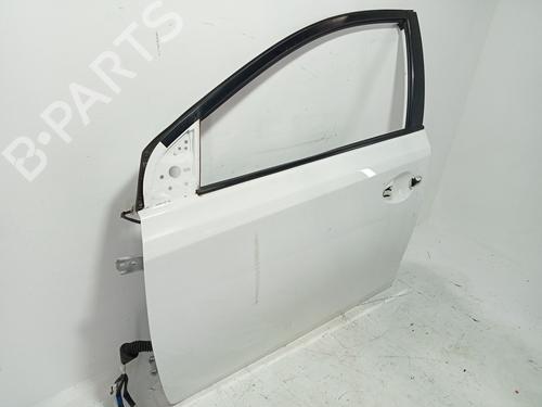 Left front door TOYOTA AURIS Estate (_E18_) 1.8 Hybrid (ZWE186_, ZWE186R, ZWE186H) | BP29627044C2 