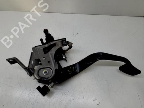 Clutch pedal KIA CARENS IV 1.6 GDi | BP29384848I13 