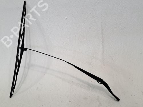Used Front windshield wiper arm RENAULT MASTER III Van (FV) 2.3 dCi 130 FWD (FV0M, FV0Y, FV0J, FV02, FV03) (130 hp) 26951182