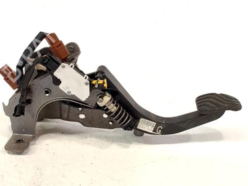 koblingspedal koblingspedal NISSAN QASHQAI II (J11, J11_) 1.2 DIG-T (115 hp) 34182134 34182134