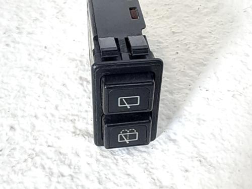 Interruttore SUZUKI VITARA (ET, TA, TD) 1.6 All-wheel Drive (TA, TA01, SE416) (80 hp) 32107633