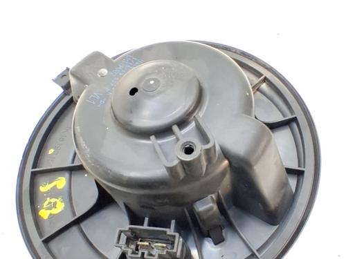 Varmeblæser Varmeblæser VW CADDY IV Box Body/MPV (SAA, SAH) 2.0 TDI (75 hp) 33772643 33772643