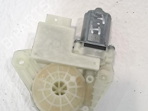 Used Left rear window motor VW GOLF VII (5G1, BQ1, BE1, BE2) 1.4 TSI (125 hp) 25834056