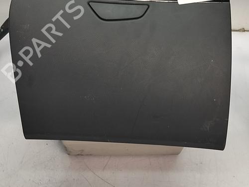 Vano posta oggetti Vano posta oggetti RENAULT CAPTUR I (J5_, H5_) 1.2 TCe 120 (120 hp) 36838280 36838280