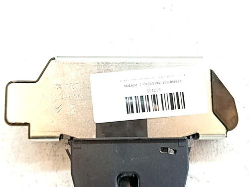 Used Tailgate lock Tailgate lock PEUGEOT 2008 II (UD_, US_, UY_, UJ_, UR_, UC_) 1.2 PureTech 100 (USHNK) (101 hp) 34054548 34054548