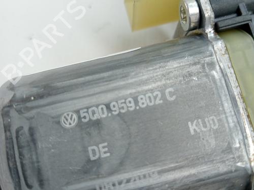 Right front window motor SEAT ATECA (KH7, KHP) 1.0 TSI | BP23341276E20 