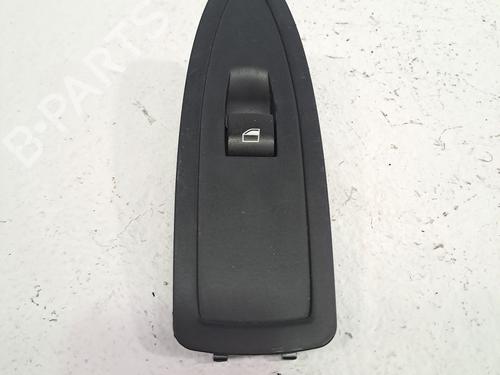Used Right front window switch BMW 1 (F20) 116 d (116 hp) 26381887