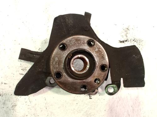 left-front-steering-knuckle-peugeot-806-221-1994-1995-1996-1997-1998-1999-2000-2001-2002-32108047 main image