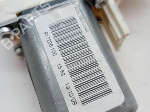 Left front window motor LAND ROVER RANGE ROVER SPORT I (L320) 3.0 D 4x4 | BP23353161E21 