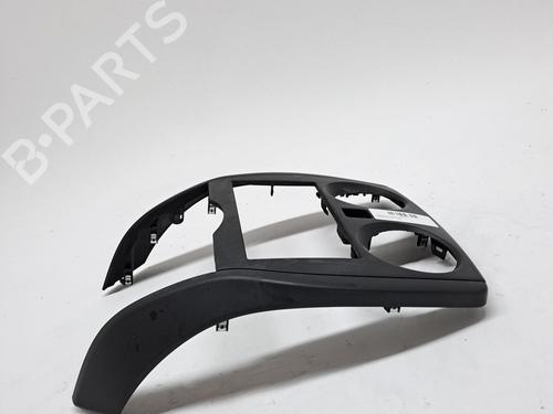 Middle console NISSAN NOTE (E12) 1.2 | BP29024116I22 