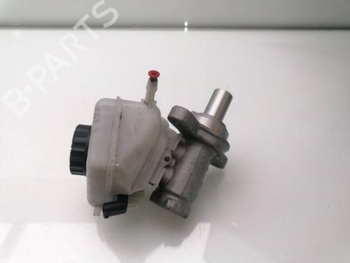 Used Brake master cylinder BMW 3 Touring (F31) 318 d (143 hp) 23458936