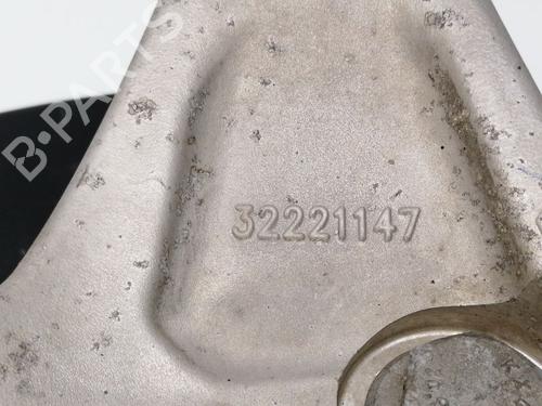 Right front steering knuckle VOLVO XC40 (536) D4 AWD 32221147