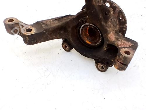 Used Right front steering knuckle Right front steering knuckle RENAULT CLIO III (BR0/1, CR0/1) 1.5 dCi (BR0H, CR0H, CR1S, BR1S) (106 hp) 33762921 33762921