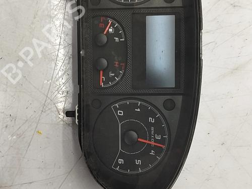 Kombiinstrument Kombiinstrument PEUGEOT BOXER Van 2.2 BlueHDi 120 (120 hp) 35779365 35779365