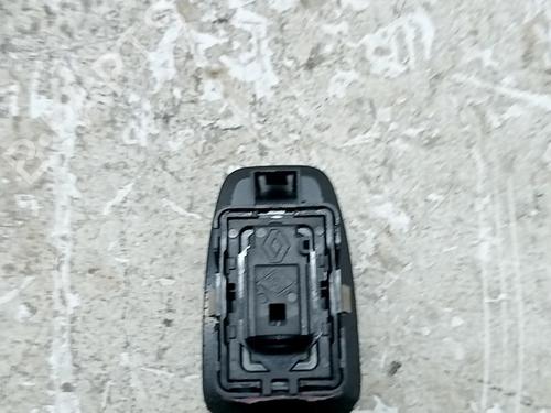 Right front window switch RENAULT ARKANA I (LCM_, LDN_) 1.3 TCe 140 (LDN0) | BP37590570I26 - Image 2