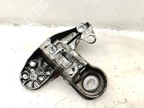 Used Engine mount Engine mount AUDI A4 B6 (8E2) 2.0 (130 hp) 35779183 35779183