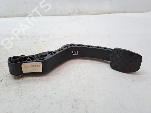 Used Clutch pedal VW GOLF VI (5K1) 2.0 TDI (140 hp) 23359440