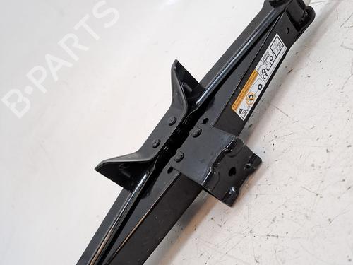 Jack Kit CITROËN C-CROSSER (VU_, VV_) 2.2 HDi | BP27194117C119 