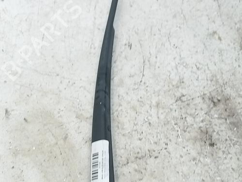 Used Front windshield wiper arm Front windshield wiper arm 37223749 37223749