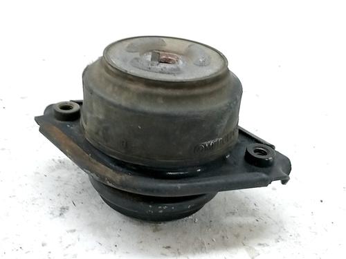 Used Engine mount Engine mount MERCEDES-BENZ M-CLASS (W164) ML 320 CDI 4-matic (164.124, 164.125, 164.122) (211 hp) 35968181 35968181