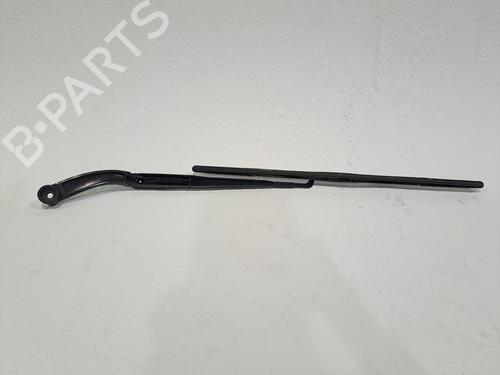 Front windshield wiper arm KIA SORENTO III (UM) 2.2 CRDi 4WD | BP26381461C143 