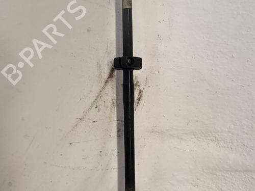 Used Right front driveshaft Right front driveshaft OPEL ZAFIRA A MPV (T98) 1.8 16V (F75) (125 hp) 33768621 33768621