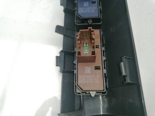 Switch PEUGEOT 3008 I MPV (0U_) 1.2 | BP23379298I30 