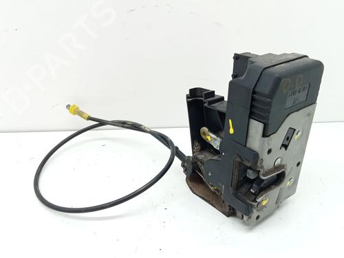 Used Front right lock NISSAN PRIMASTAR Van (X83) 2.0 dCi 90 (90 hp) 27557346