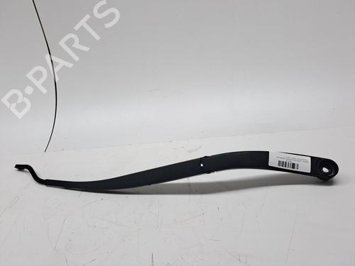 Used Front windshield wiper arm SSANGYONG TIVOLI 1.6 (128 hp) 26682159