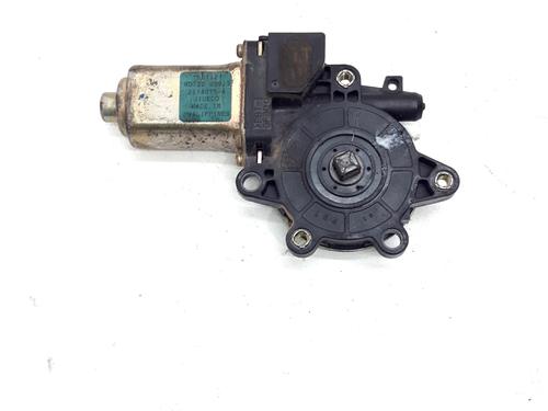 Used Right rear window motor NISSAN X-TRAIL I (T30) 2.5 4x4 (165 hp) 32257645