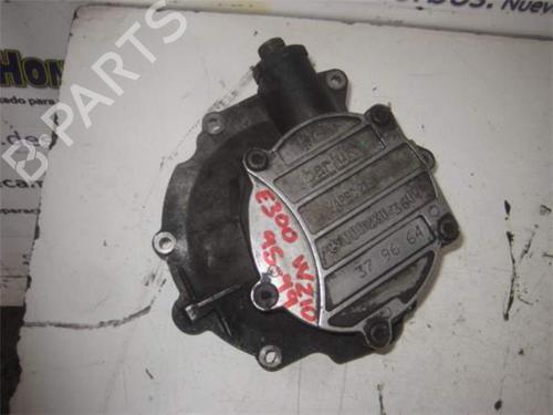 Used Vacuum pump MERCEDES-BENZ 124 Saloon (W124) 250 D (124.125) (94 hp) 25460239