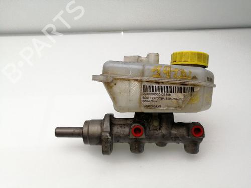 Used Brake master cylinder SEAT CORDOBA (6L2) 1.9 TDI (100 hp) 23649410