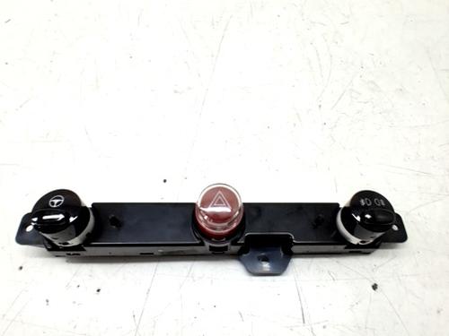 Used Warning switch FIAT PANDA (312_, 319_) 1.2 (312PXA1A) (69 hp) 30801468