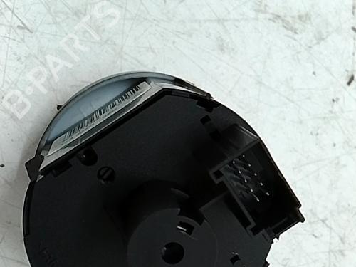 Headlight switch VW TOURAN (1T3) 1.4 TSI | BP33766401I24 - Image 3