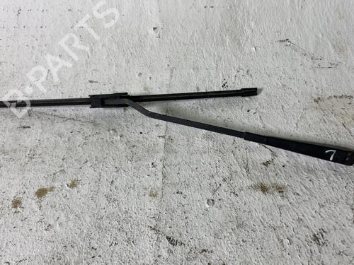 Used Front windshield wiper arm Front windshield wiper arm NISSAN PATROL III/2 Station Wagon (W260) 2.8 D 4x4 (103 hp) 40119254 40119254