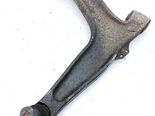 Højre fortil bærearm Højre fortil bærearm OPEL VECTRA C Estate (Z02) 1.9 CDTI (F35) (120 hp) 34367439 34367439